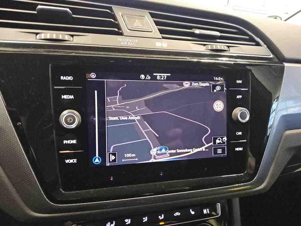 Fahrzeugabbildung Volkswagen Touran TSI Active DSG LED AHK Navi ACC PDC SH