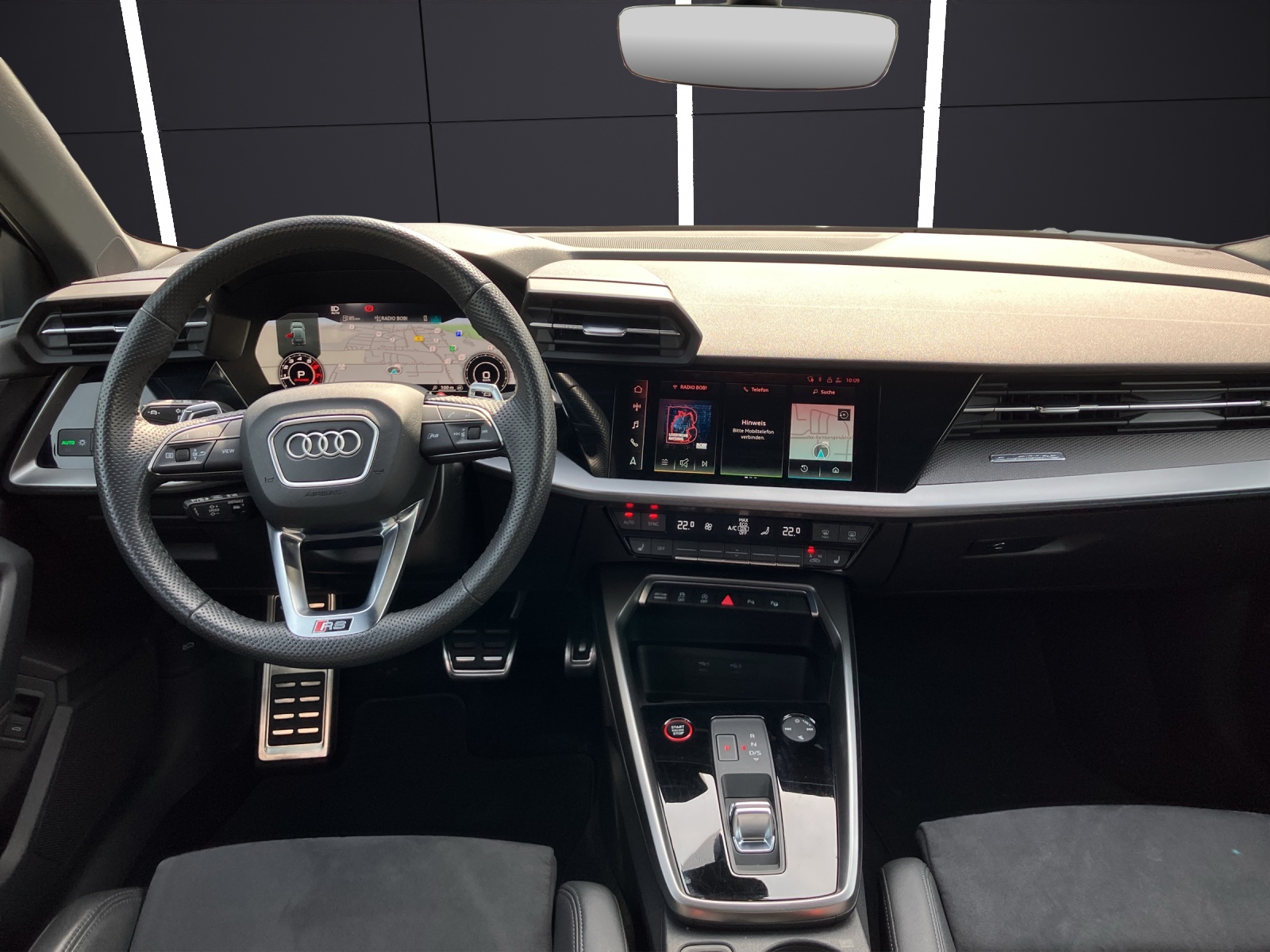 Fahrzeugabbildung Audi RS 3 Sportback quattro Matrix Navi ACC Head-Up 360°