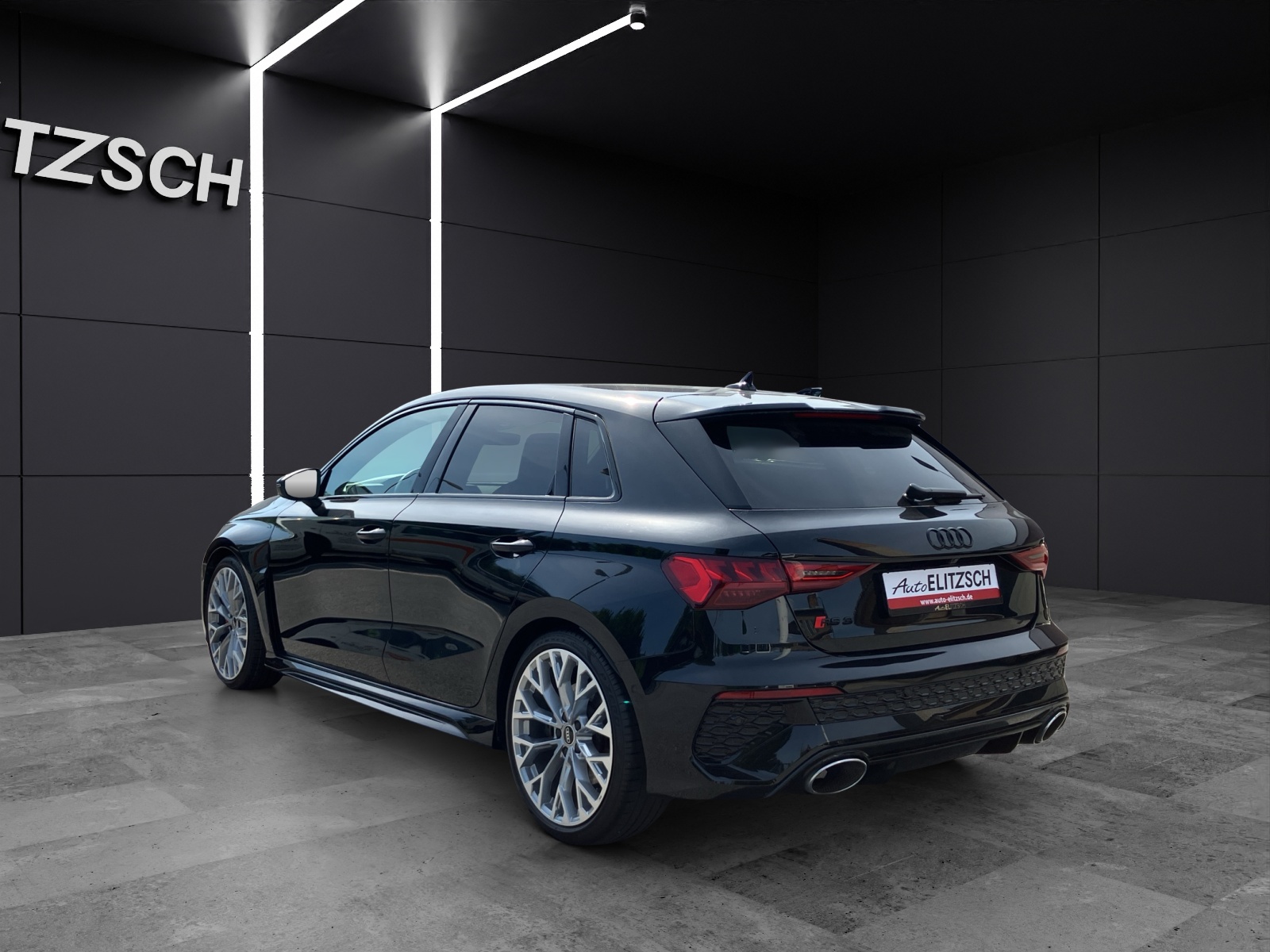 Fahrzeugabbildung Audi RS 3 Sportback quattro Matrix Navi ACC Head-Up 360°
