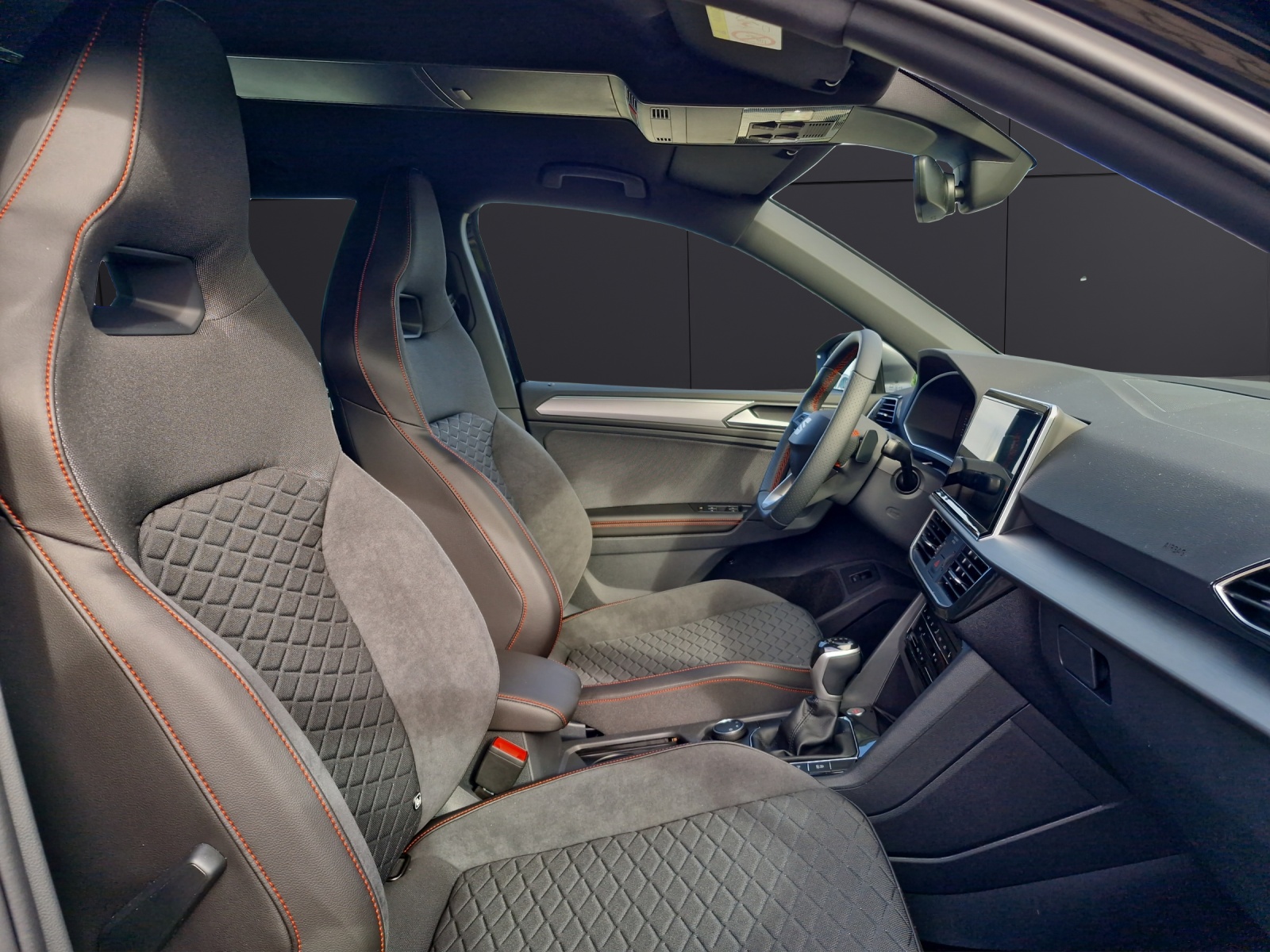 Fahrzeugabbildung SEAT Tarraco FR 1.5 TSI ACT DSG AHZ KAMERA LED ACC