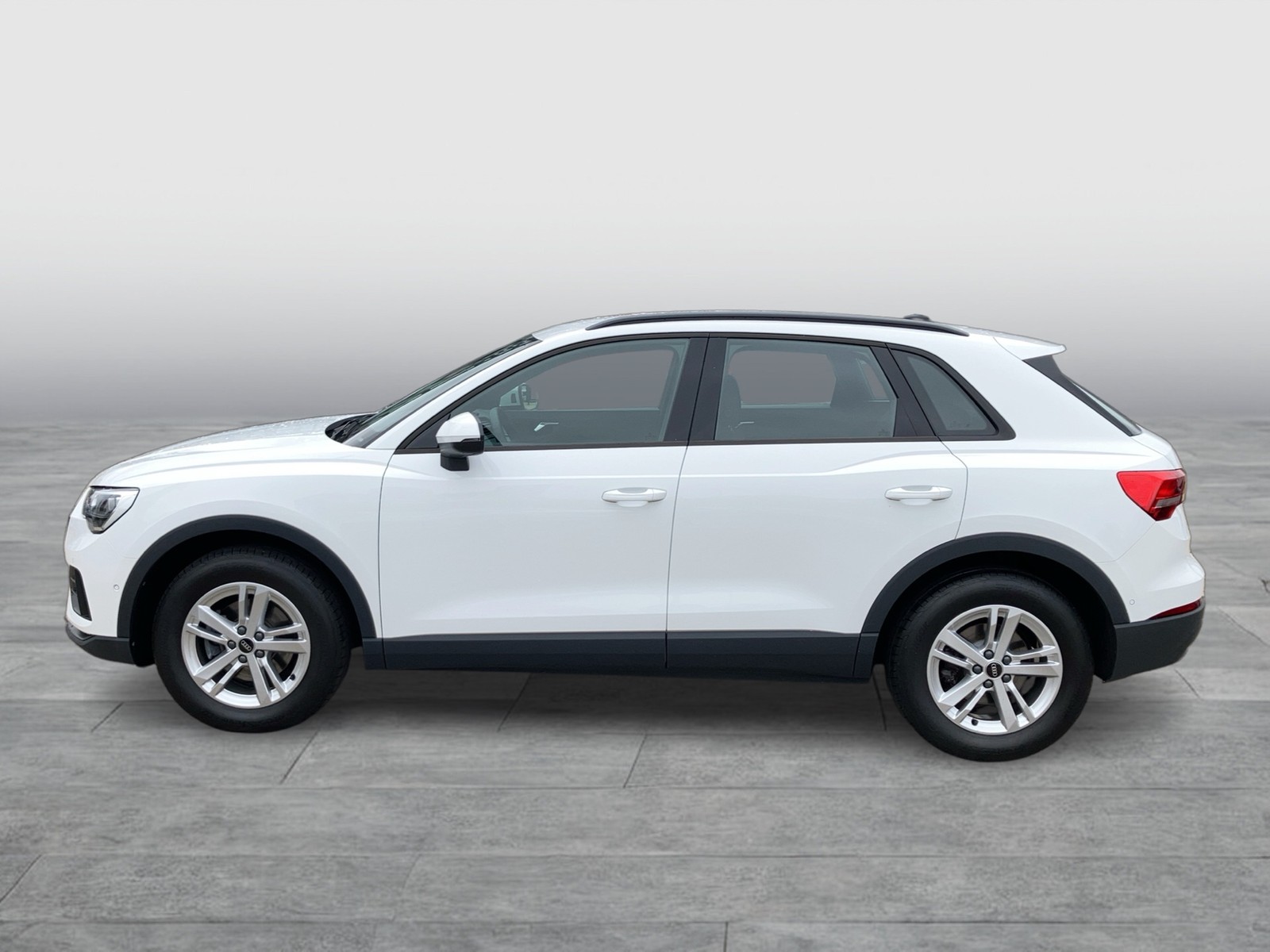 Fahrzeugabbildung Audi Q3 35 TDI quattro LED Navi SHZ GRA VC APP Leder