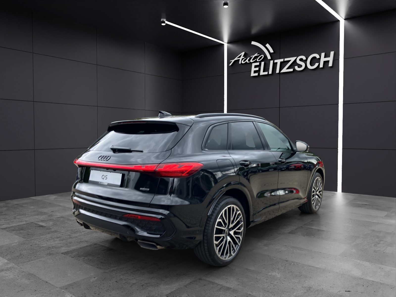 Fahrzeugabbildung Audi Audi Q5 SUV e-hybrid quattro S tronic S line AZV Navi Pano Dach
