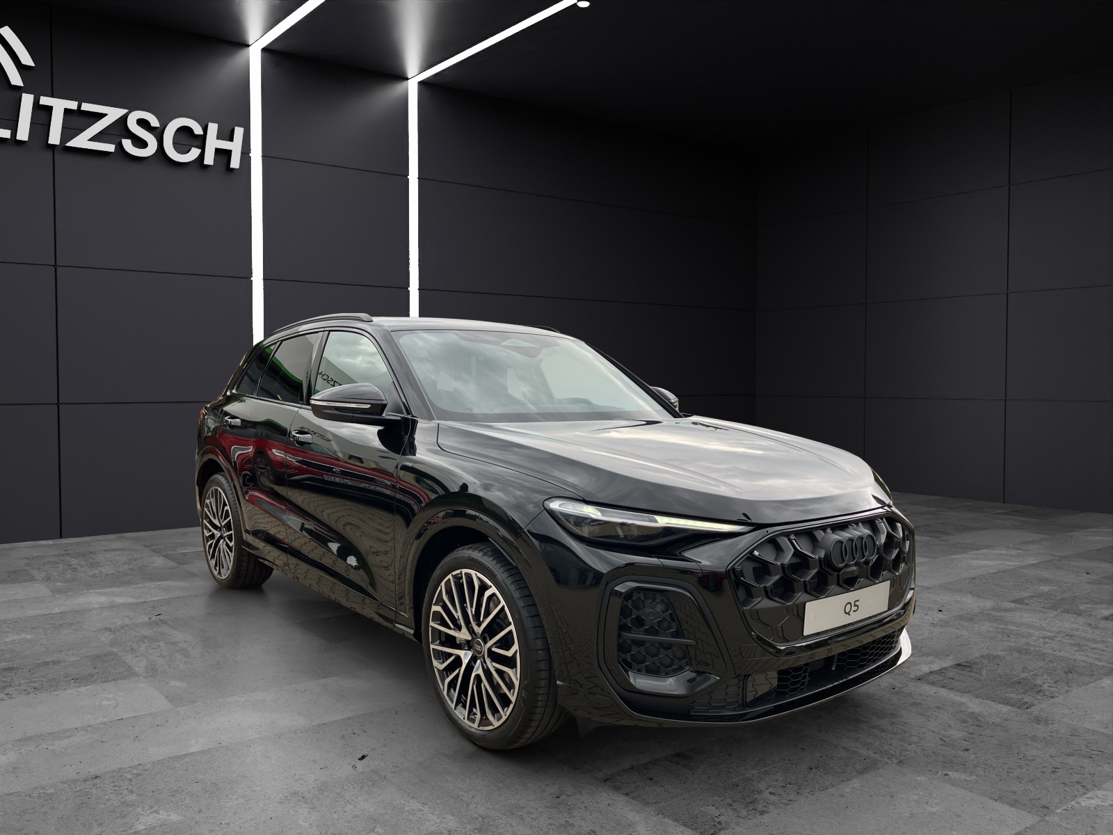 Fahrzeugabbildung Audi Audi Q5 SUV e-hybrid quattro S tronic S line AZV Navi Pano Dach