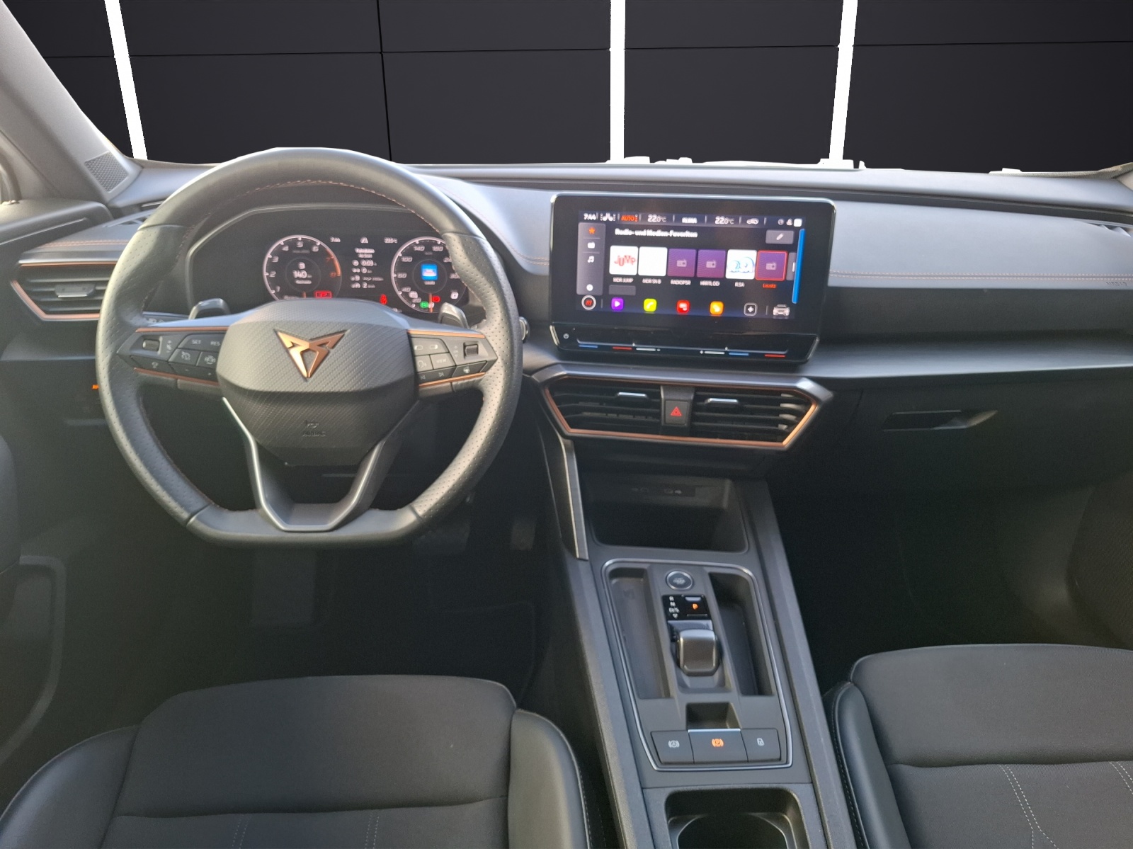 Fahrzeugabbildung CUPRA Formentor TSI DSG LED ACC RFK SH 19