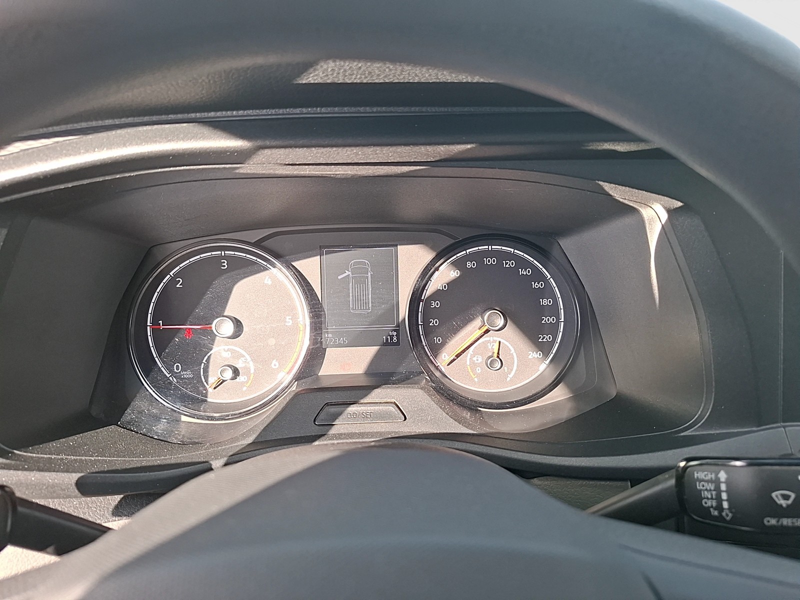 Fahrzeugabbildung Volkswagen T6 Transporter T6.1 TDI Kasten AHK Navi Klima RFK
