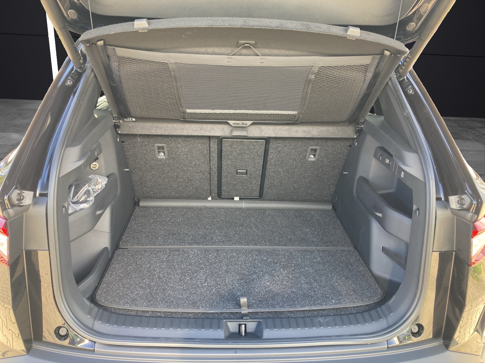 Fahrzeugabbildung SKODA Elroq RS 4x4 Maxx AHZV Wärmepumpe
