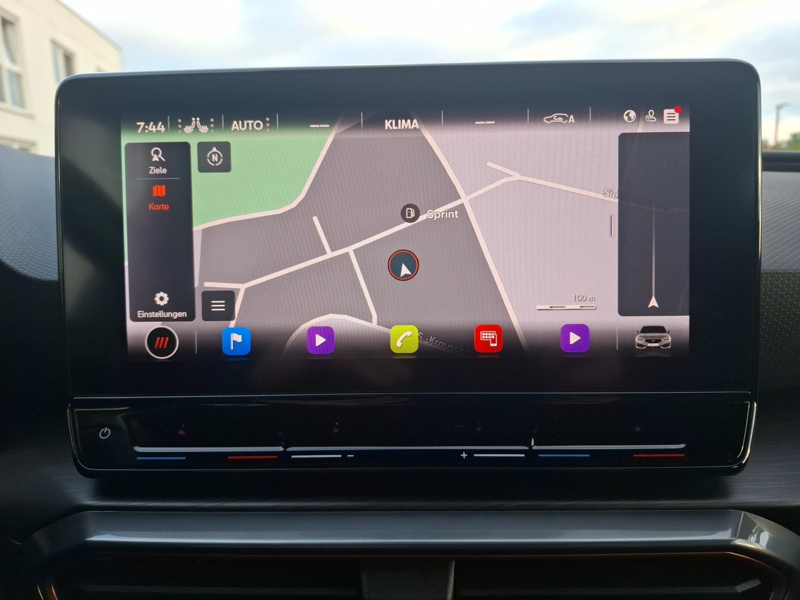 Fahrzeugabbildung CUPRA Leon ST VZ 4Drive DSG LED AHK Navi AID ACC RFK SH 19