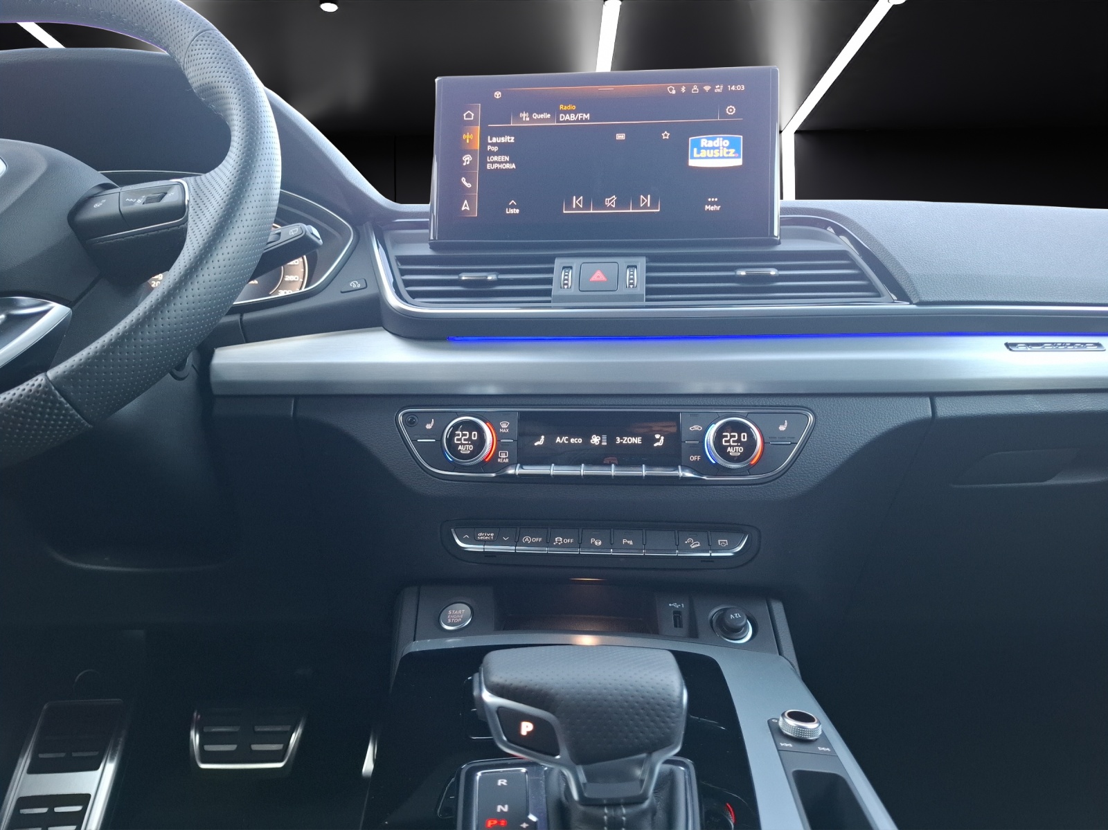 Fahrzeugabbildung Audi Q5 40 TDI S-line quattro S-tronic Matrix AHK Pano HUD AVC ACC SH 20
