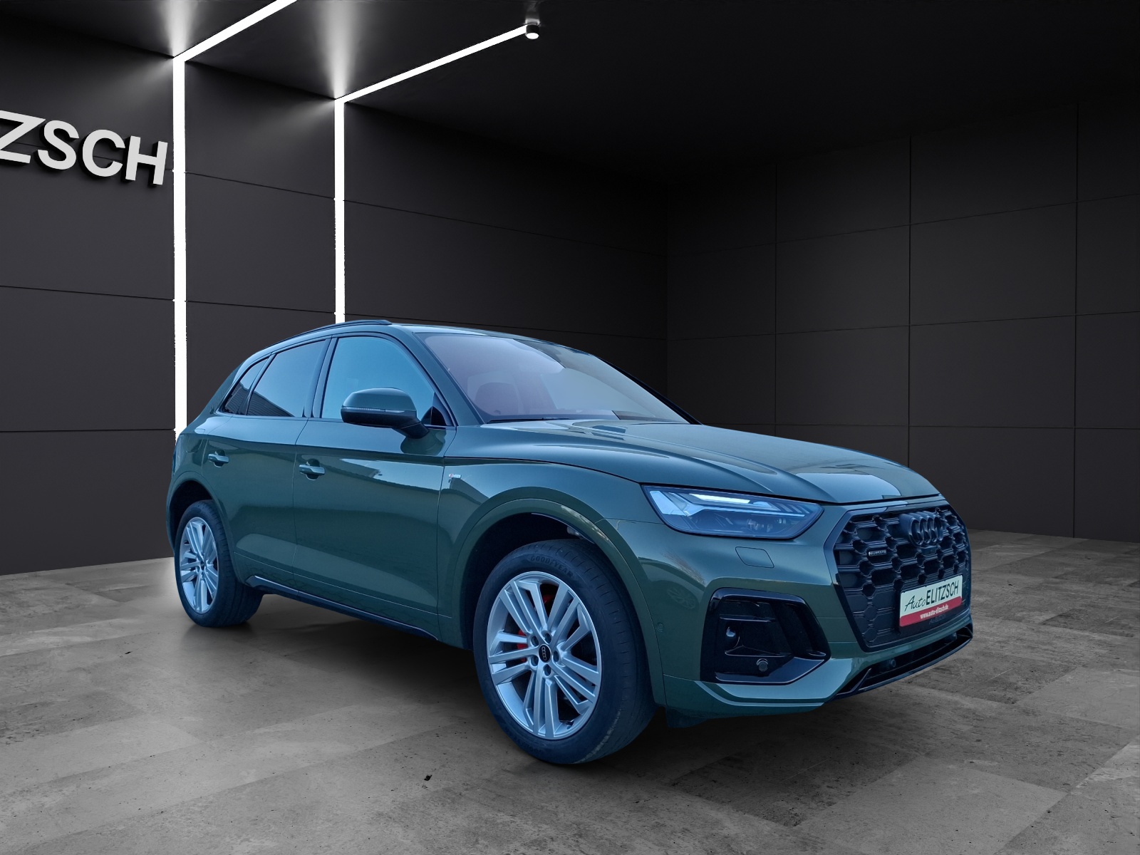 Fahrzeugabbildung Audi Q5 40 TDI S-line quattro S-tronic Matrix AHK Pano HUD AVC ACC SH 20