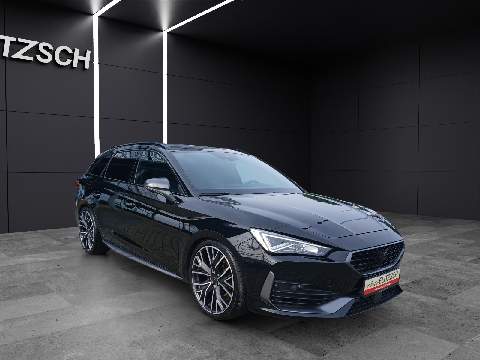 Fahrzeugabbildung CUPRA Leon Sportstourer VZ DSG 4Drive LED AHK Navi Pano Brembo ACC RFK 19