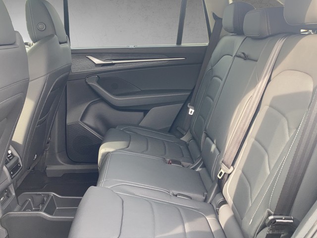Fahrzeugabbildung SKODA Kodiaq TDI Selection 4x4 Matrix ACC STH AHK PANO 360° HuD Navi