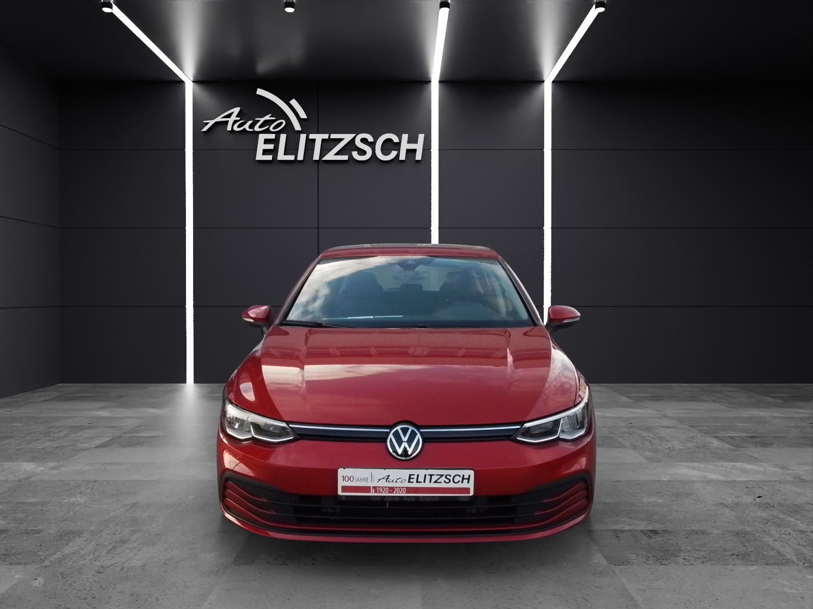 Fahrzeugabbildung Volkswagen Golf VIII TSI Life LED ACC AID NAVI PDC SHZ LM