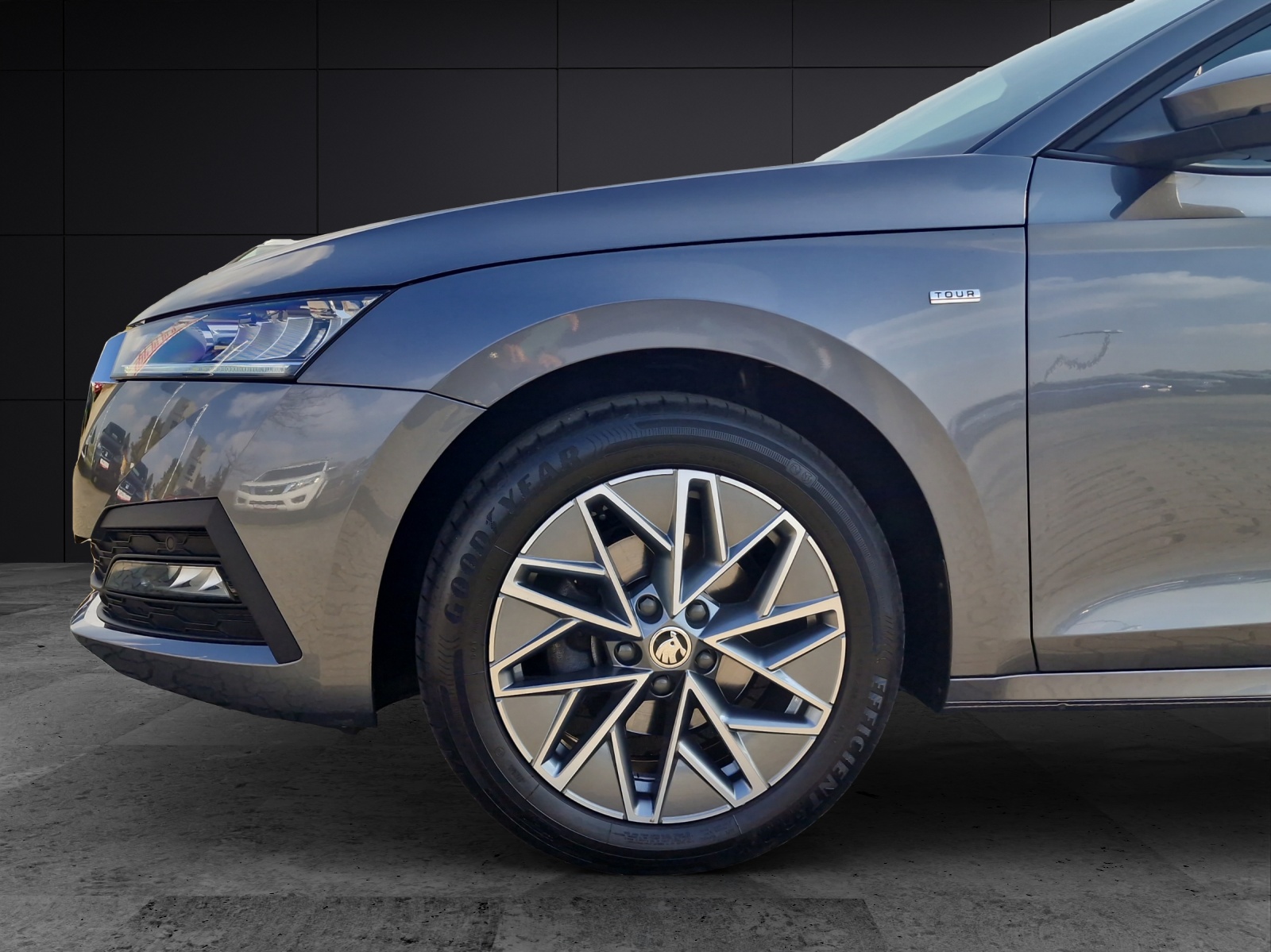 Fahrzeugabbildung SKODA Octavia Combi Ambition 2.0 TDI LED Navi AHZ SH ACC VC