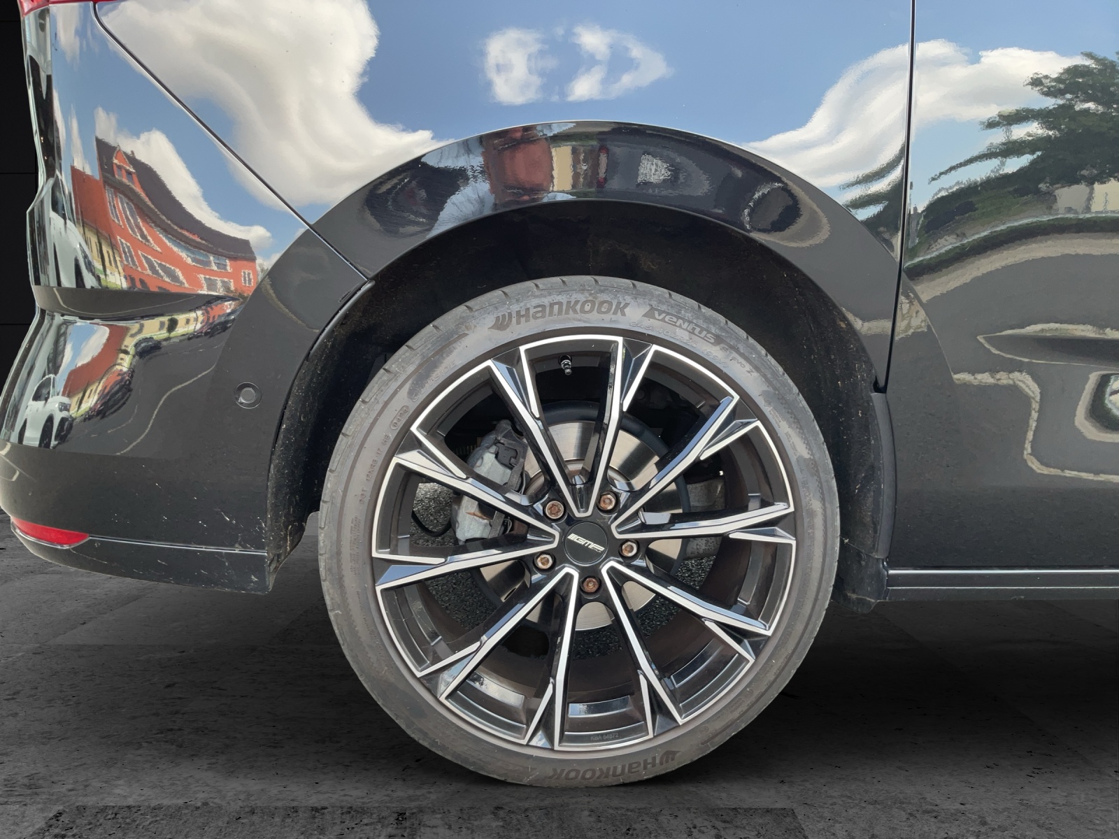 Fahrzeugabbildung Volkswagen T7 Multivan 2.0 TDI Style AHK Matrix Standh.