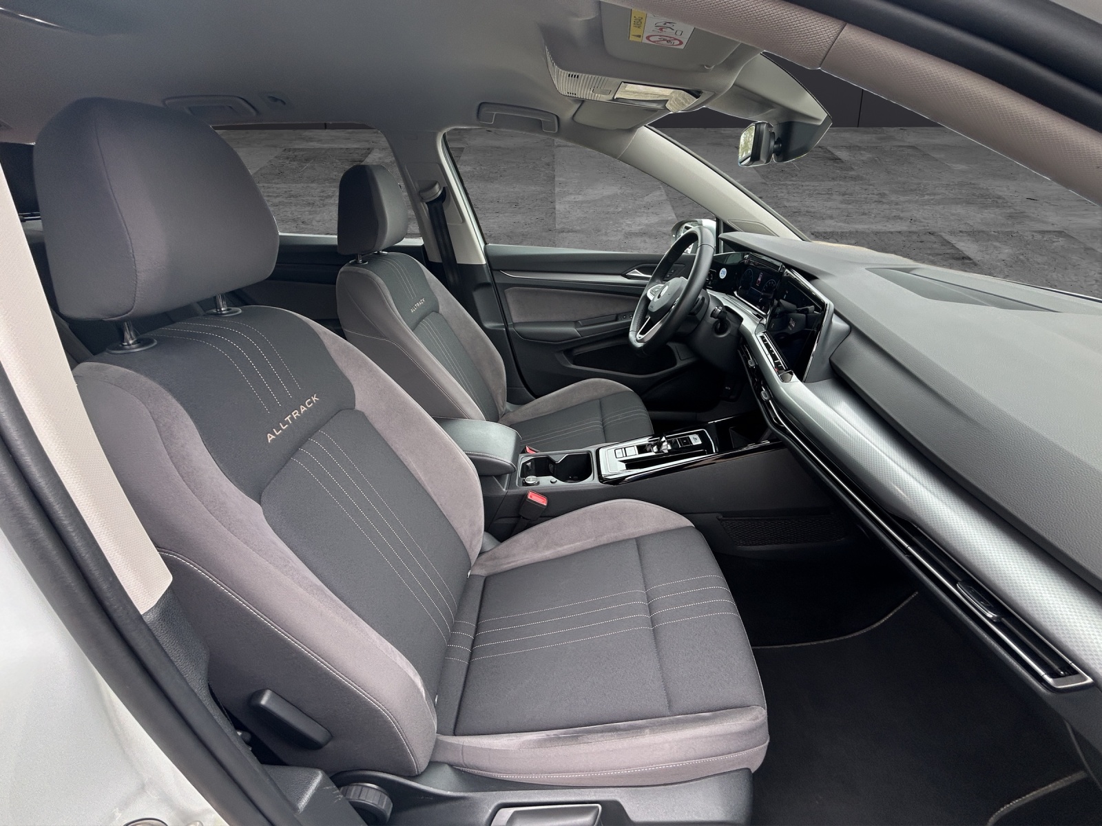 Fahrzeugabbildung Volkswagen Golf VIII Variant Alltrack TDI DSG IQ Light ACC 4M AHK STH SH LRHzg. RFK AppConnect Ambiente Navi Klima