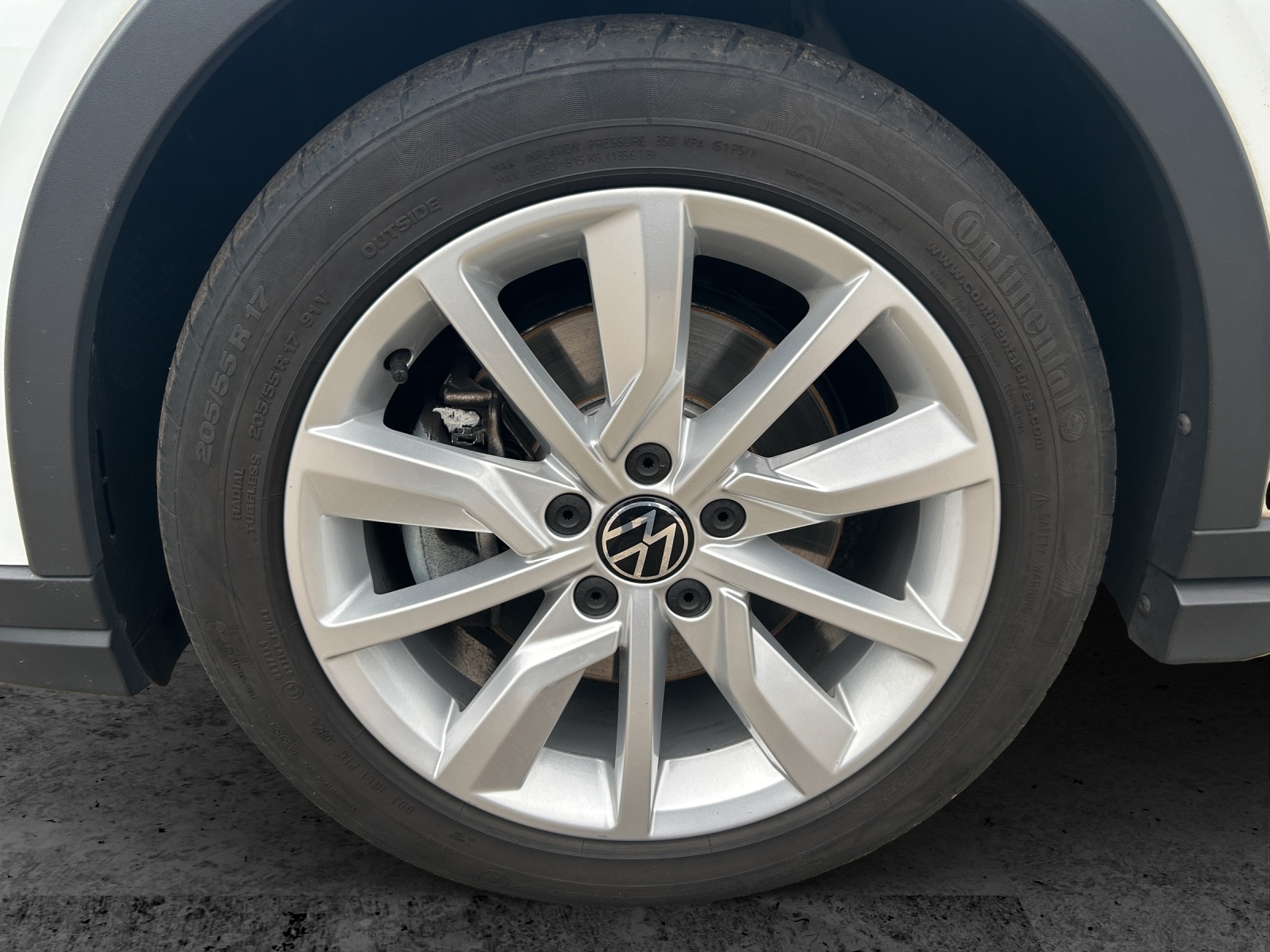 Fahrzeugabbildung Volkswagen Golf VIII Variant Alltrack TDI DSG IQ Light ACC 4M AHK STH SH LRHzg. RFK AppConnect Ambiente Navi Klima
