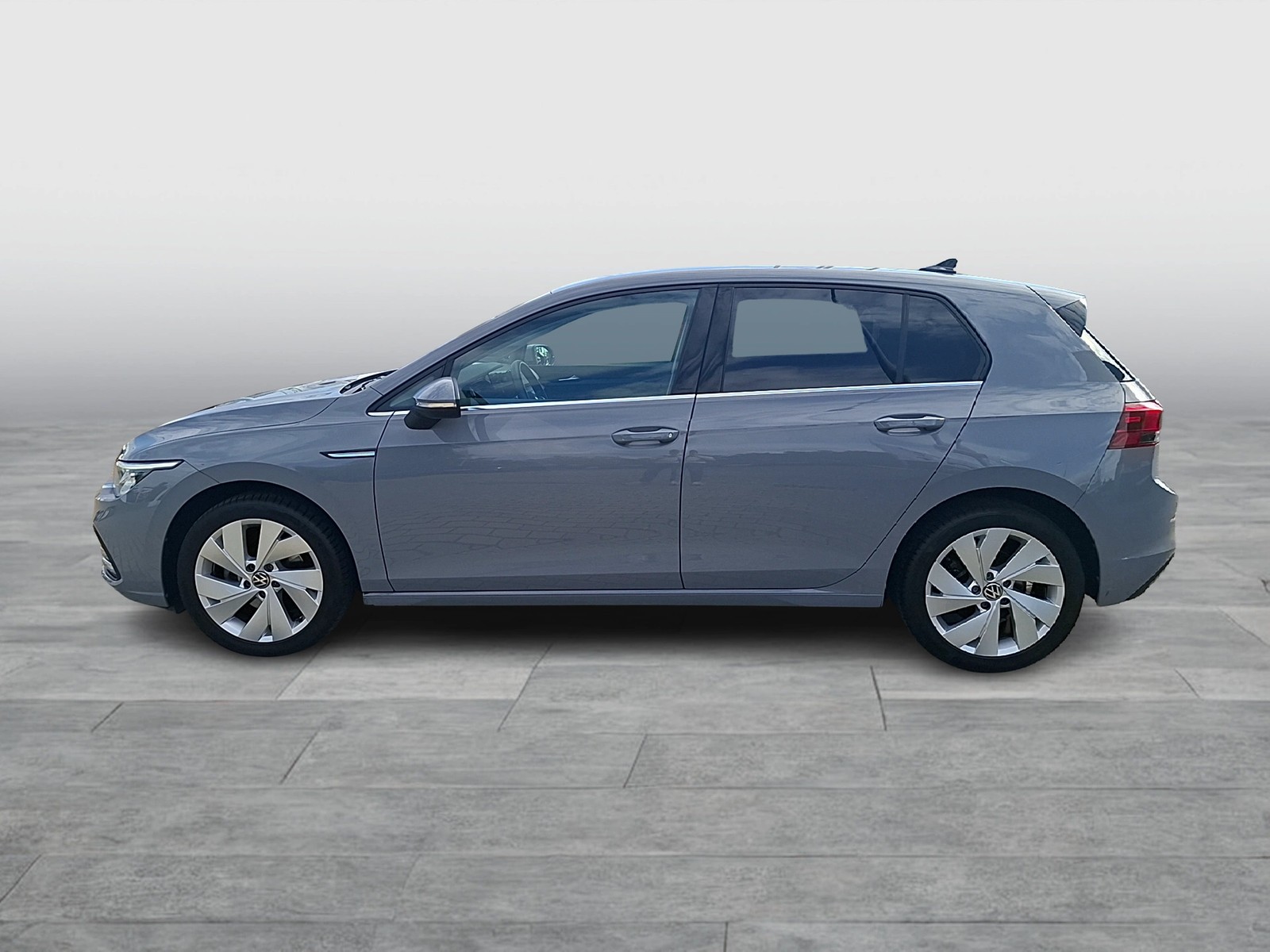 Fahrzeugabbildung Volkswagen Golf VIII TSI Style LEDplus Navi AID ACC RFK SH