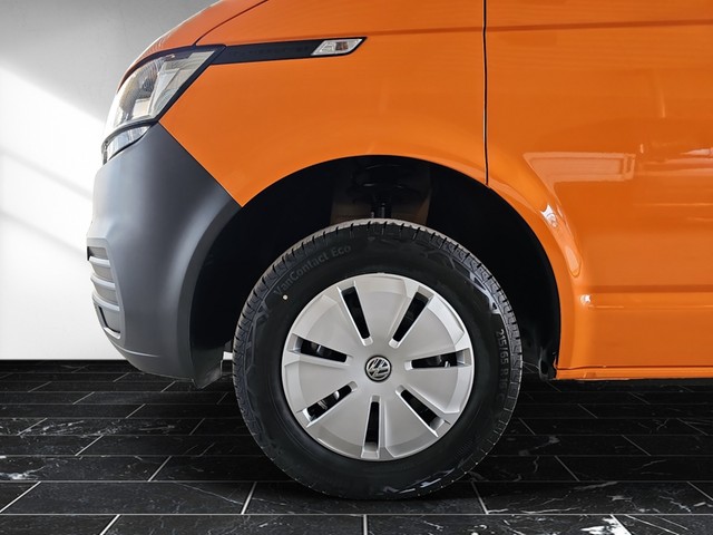 Fahrzeugabbildung Volkswagen T6 Kombi T6.1 TDI 9- Sitzer KLIMA AHK RFK SITZH.