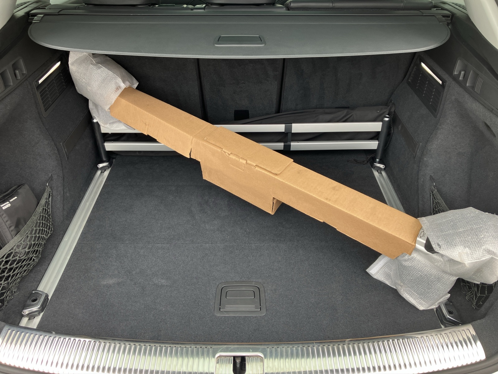 Fahrzeugabbildung Audi Q5 40 TDI quattro S-Line Matrix Navi ACC STHZ SHZ