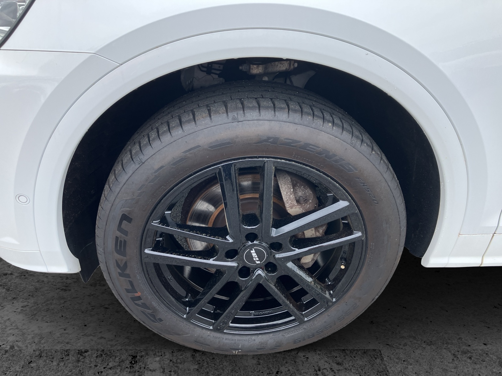 Fahrzeugabbildung Audi Q5 40 TDI quattro S-Line Matrix Navi ACC STHZ SHZ