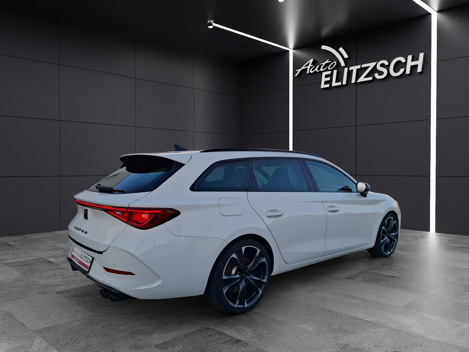 Fahrzeugabbildung CUPRA Leon ST VZ DSG 4Drive LED AHK Navi Beats LHZ ACC PDC 19