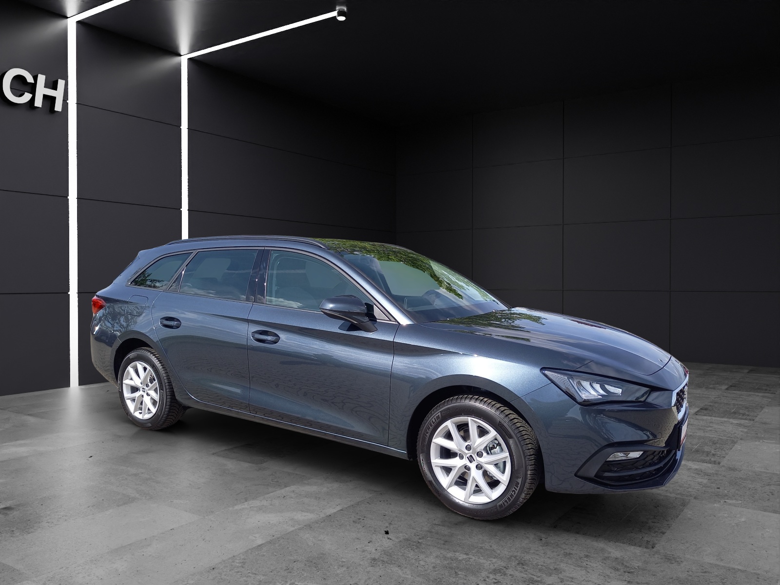 Fahrzeugabbildung SEAT Leon Sportstourer Style Edition 1.5 TSI AHZ KAMERA LED KLIMA