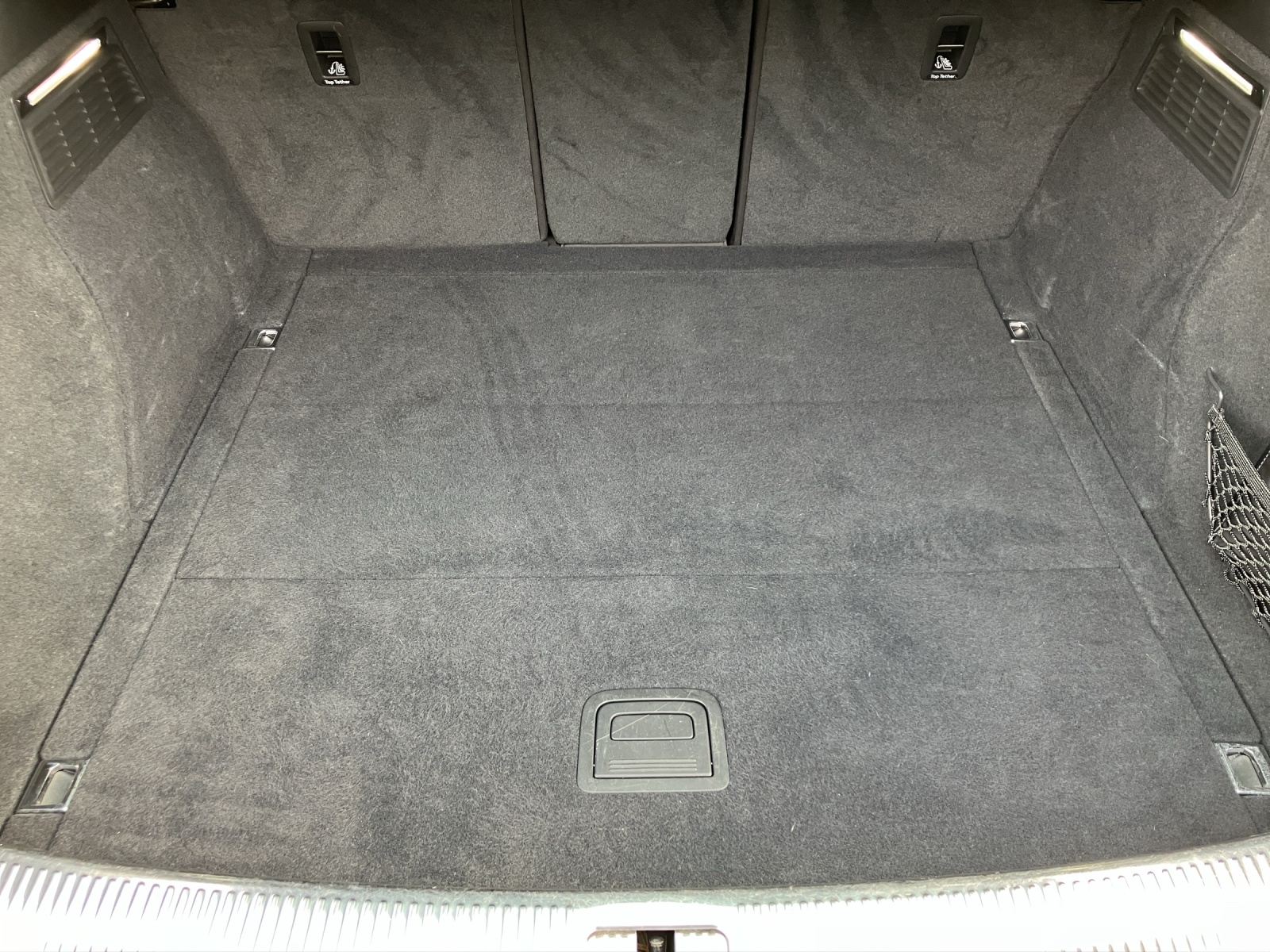 Fahrzeugabbildung Audi SQ5 TFSI quattro MatrixLED Navi 20