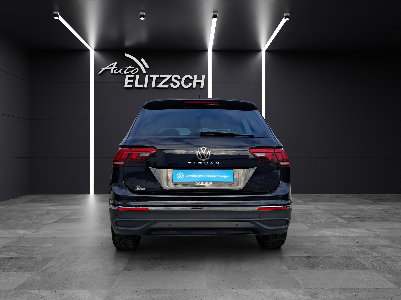 Fahrzeugabbildung Volkswagen Tiguan TSI Move LED ACC AHK NAVI PDC SHZ LM