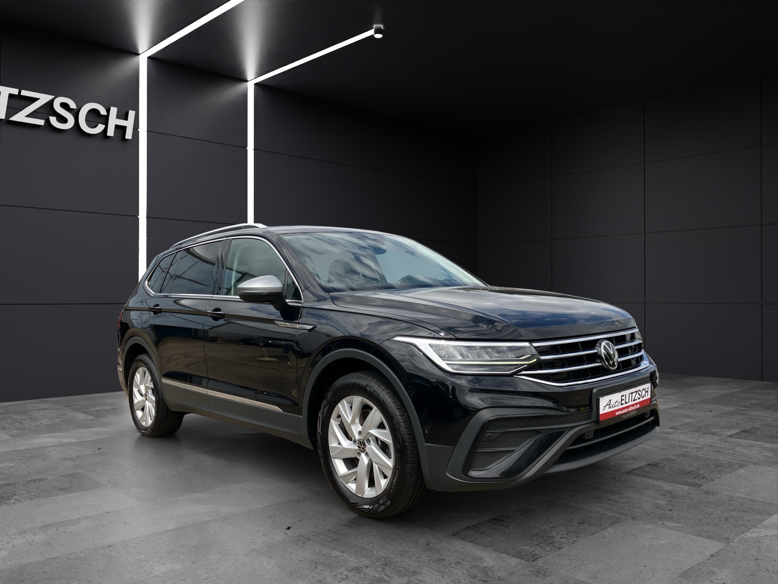 Fahrzeugabbildung Volkswagen Tiguan Allspace Business TDI DSG 4M LED ACC AHK 360° SHZ HuD Navi