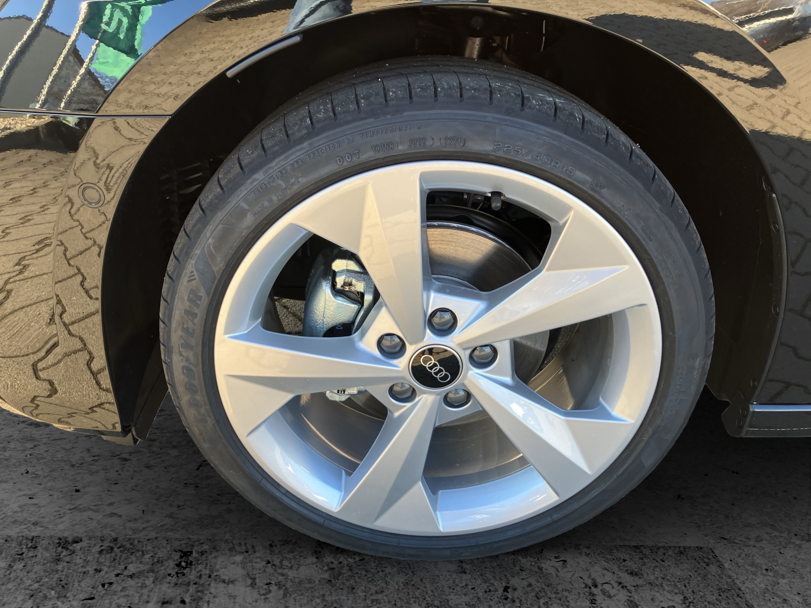 Fahrzeugabbildung Audi A3 Sportback 35 TDI advanced S tronic LED Navi, Sportsitze