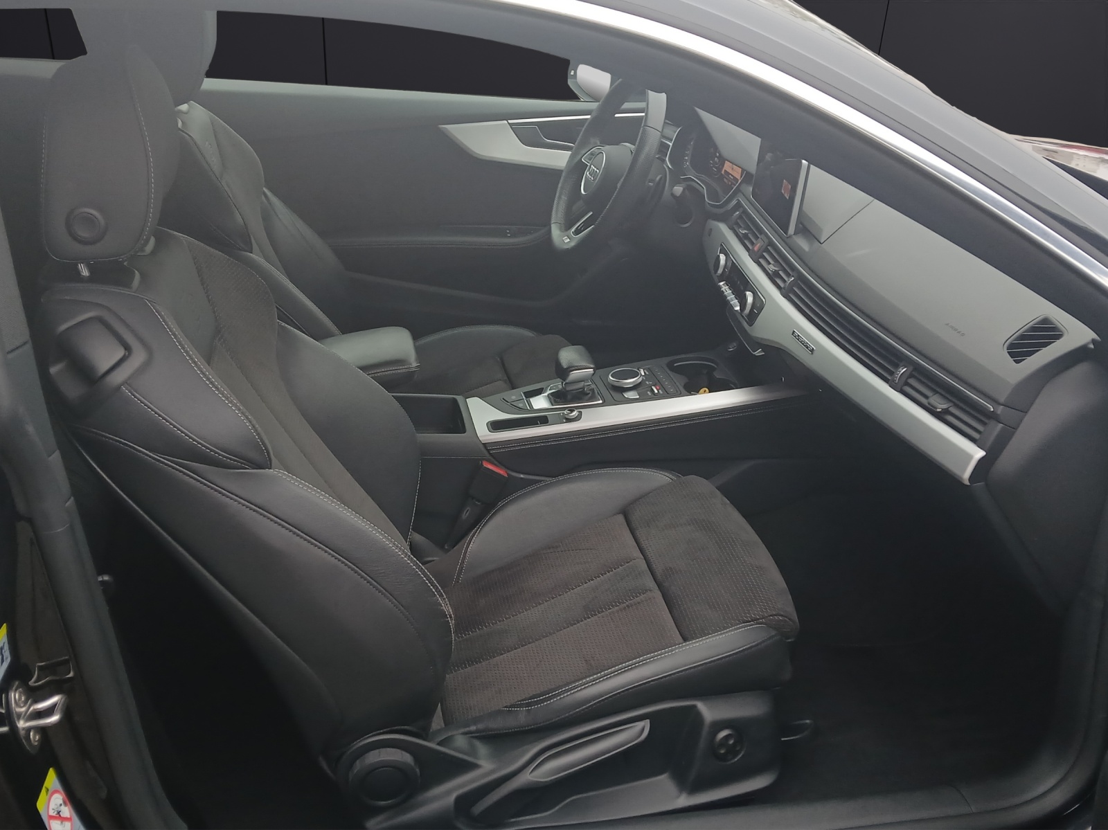 Fahrzeugabbildung Audi A5 Coupe 45 TFSI sport quattro Standhzg. Matrix AHK Navi Pano AVC ACC RFK SH 19