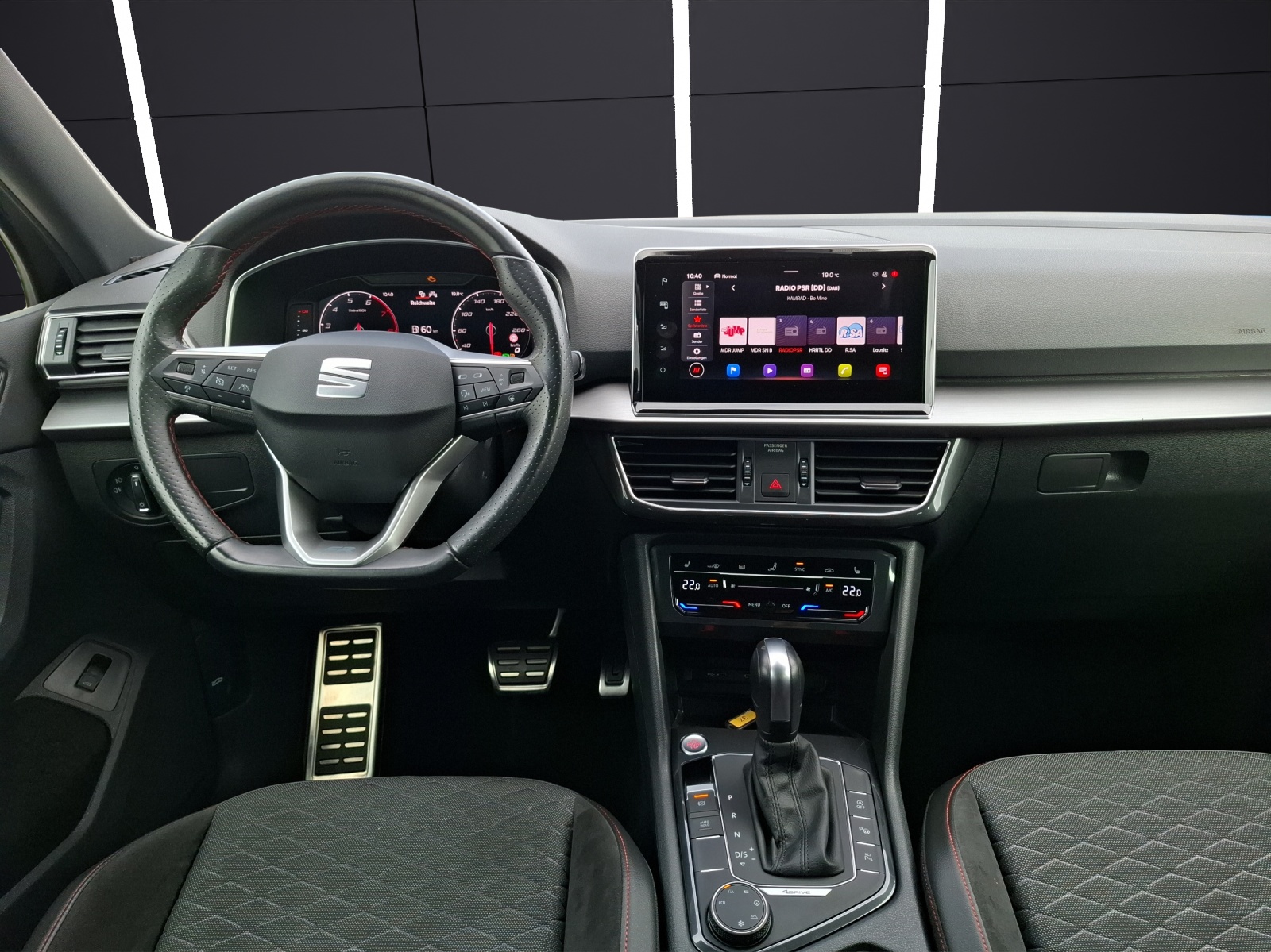 Fahrzeugabbildung SEAT Tarraco TSI FR DSG 4Drive LED AHK Navi Pano AID ACC RFK 20