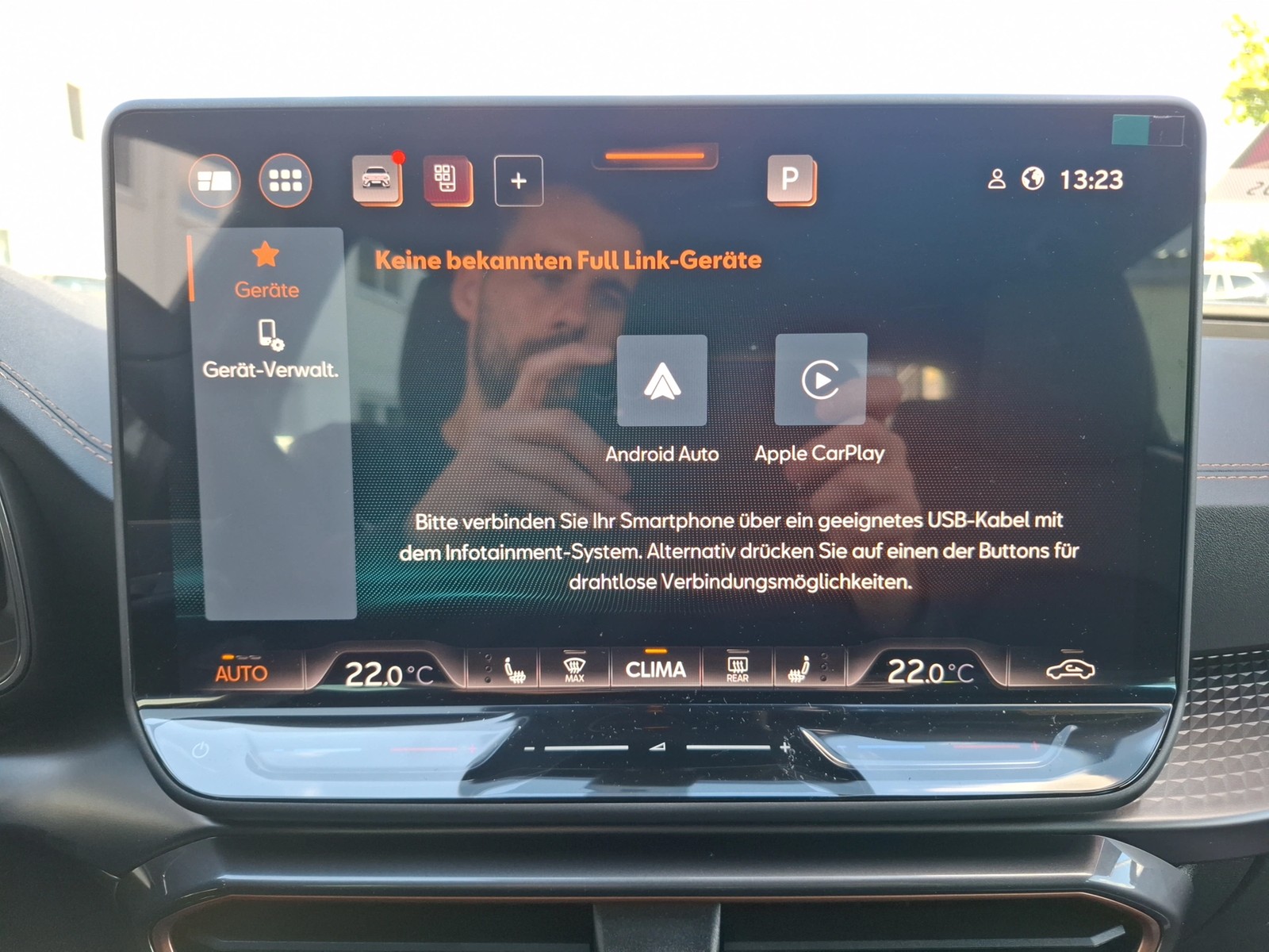 Fahrzeugabbildung CUPRA Leon ST eTSI DSG LED CarPlay ACC RFK SH 18