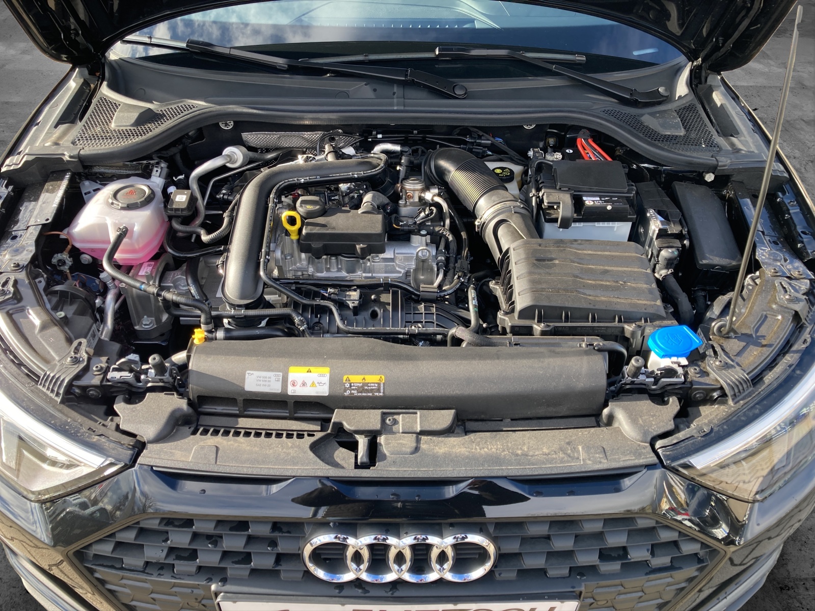 Fahrzeugabbildung Audi A1 Sportback 30 TFSI basis s tronic