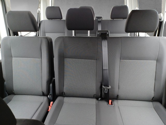 Fahrzeugabbildung Volkswagen T6 Kombi T6.1 TDI 9-Si Klima PDC DAB ZV+FB