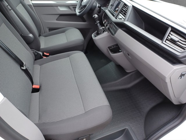 Fahrzeugabbildung Volkswagen T6 Kombi T6.1 TDI 9-Si Klima PDC DAB ZV+FB