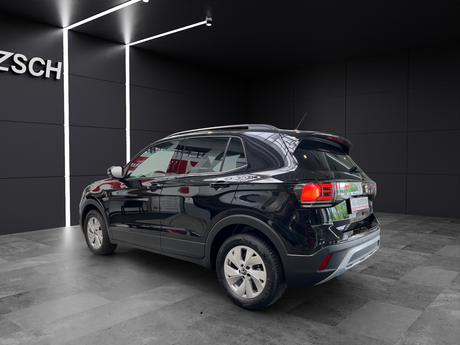 Fahrzeugabbildung Volkswagen T-Cross Life DSG ReadyToDiscover RearView ACC