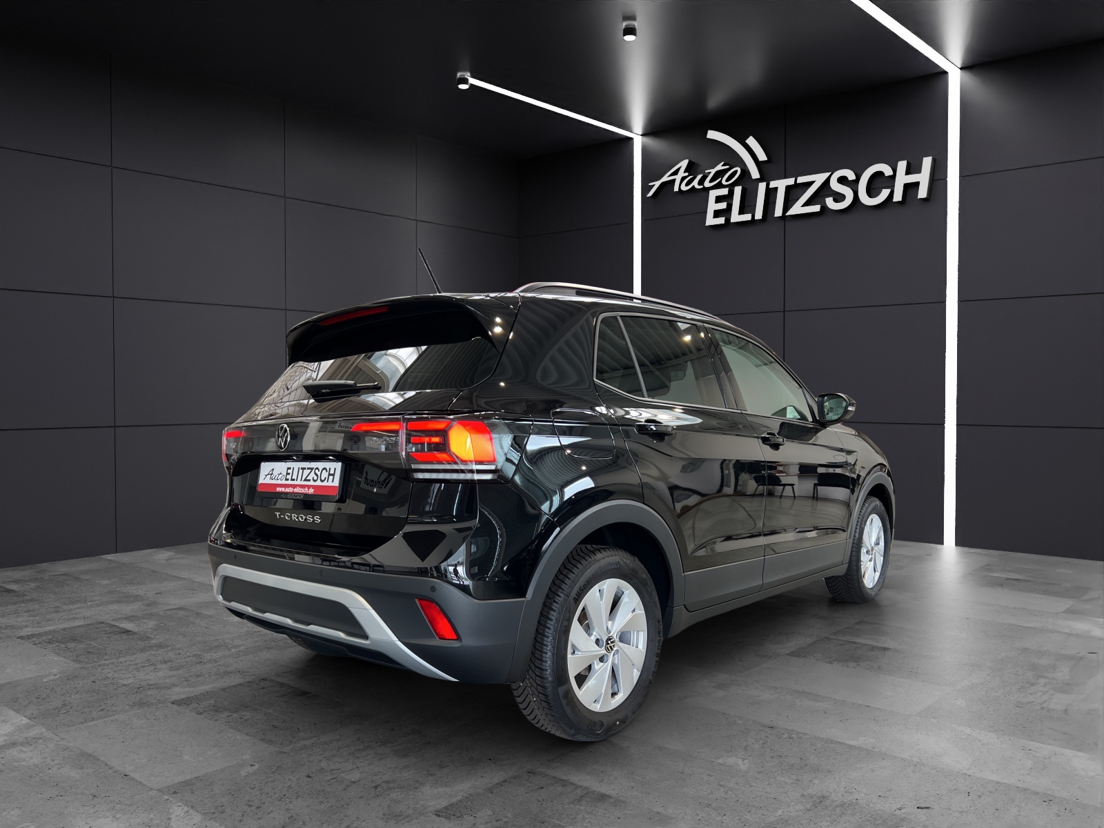 Fahrzeugabbildung Volkswagen T-Cross Life DSG ReadyToDiscover RearView ACC