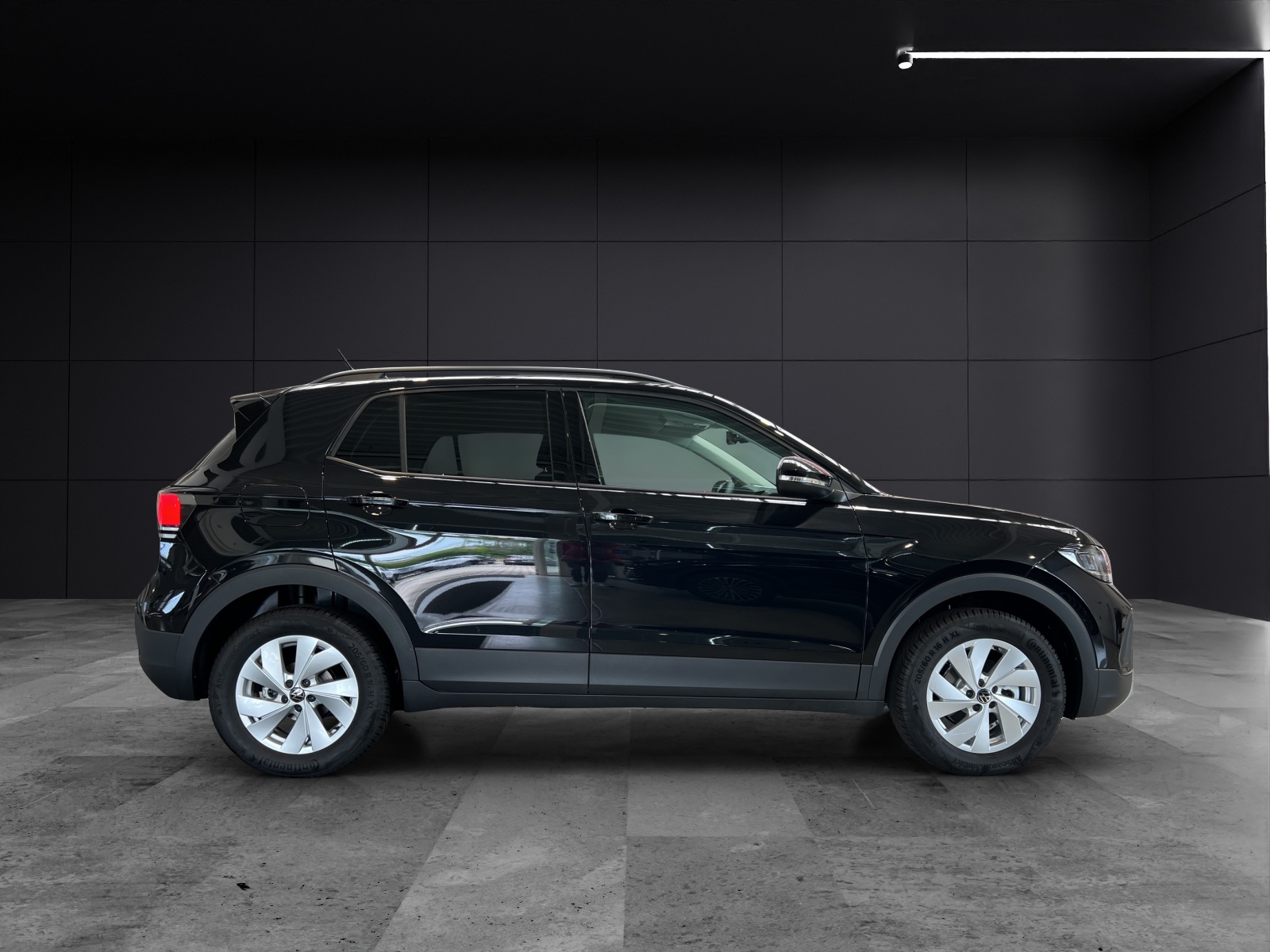 Fahrzeugabbildung Volkswagen T-Cross Life DSG ReadyToDiscover RearView ACC