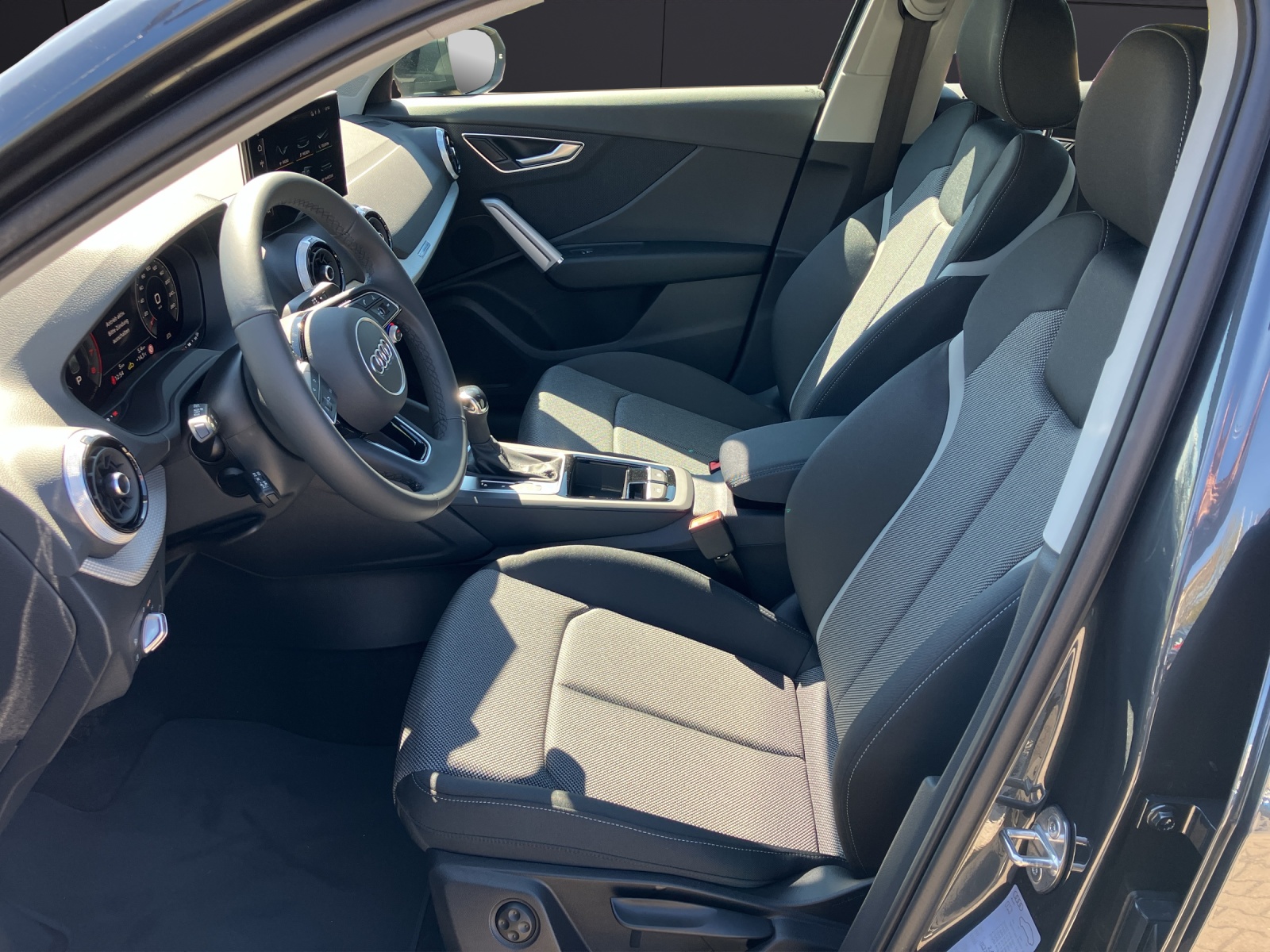 Fahrzeugabbildung Audi Q2 35 TFSI advanced