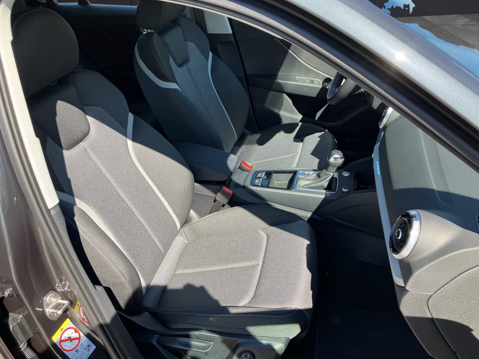 Fahrzeugabbildung Audi Q2 35 TFSI advanced