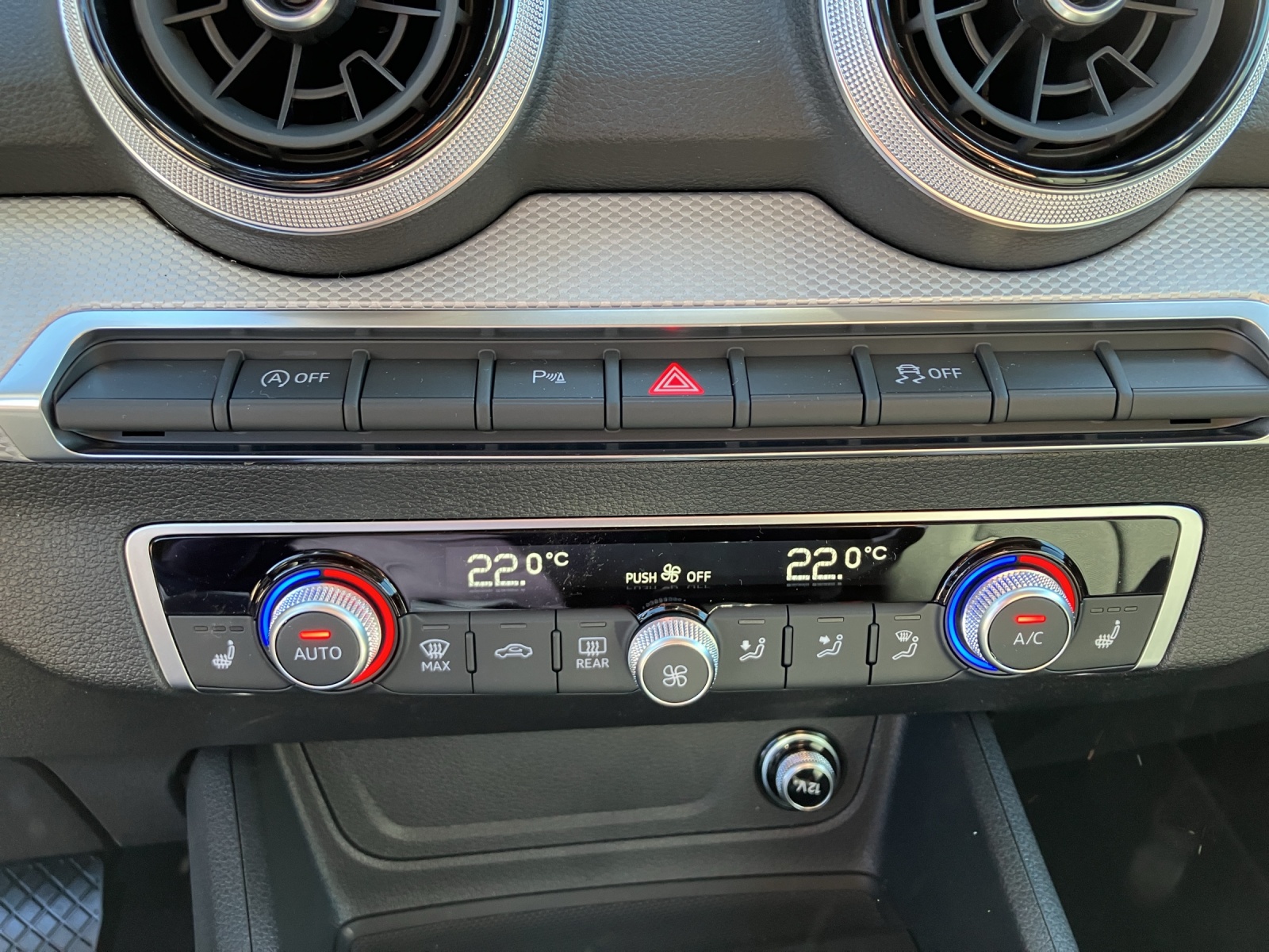 Fahrzeugabbildung Audi Q2 35 TFSI advanced