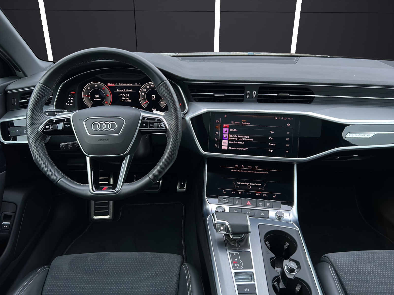Fahrzeugabbildung Audi A6 Avant 45 TDI quattro sport S-tronic S-Line Matrix Navi AVC ACC 19