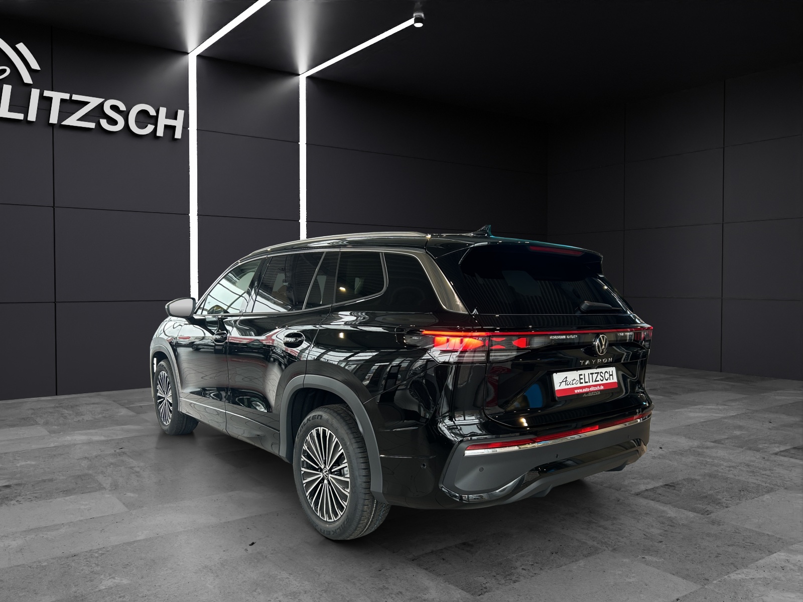 Fahrzeugabbildung Volkswagen Tayron TDI Elegance LED+ AHZV RearView
