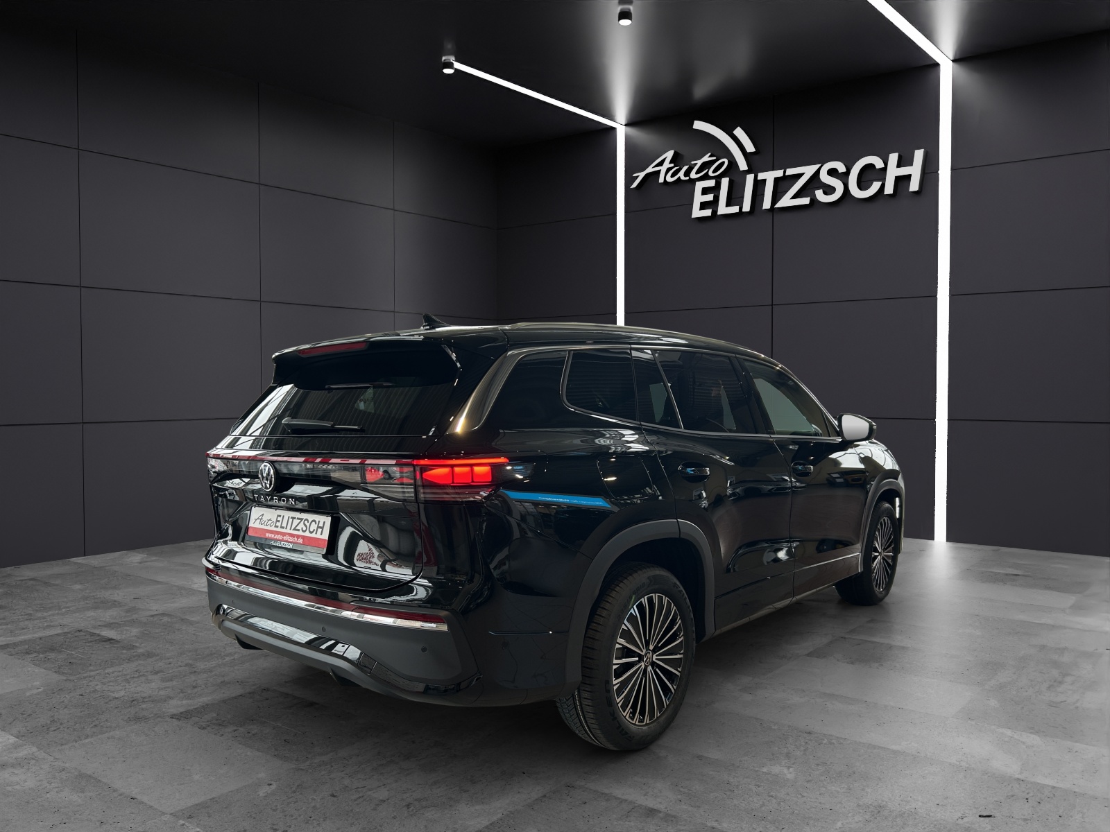 Fahrzeugabbildung Volkswagen Tayron TDI Elegance LED+ AHZV RearView