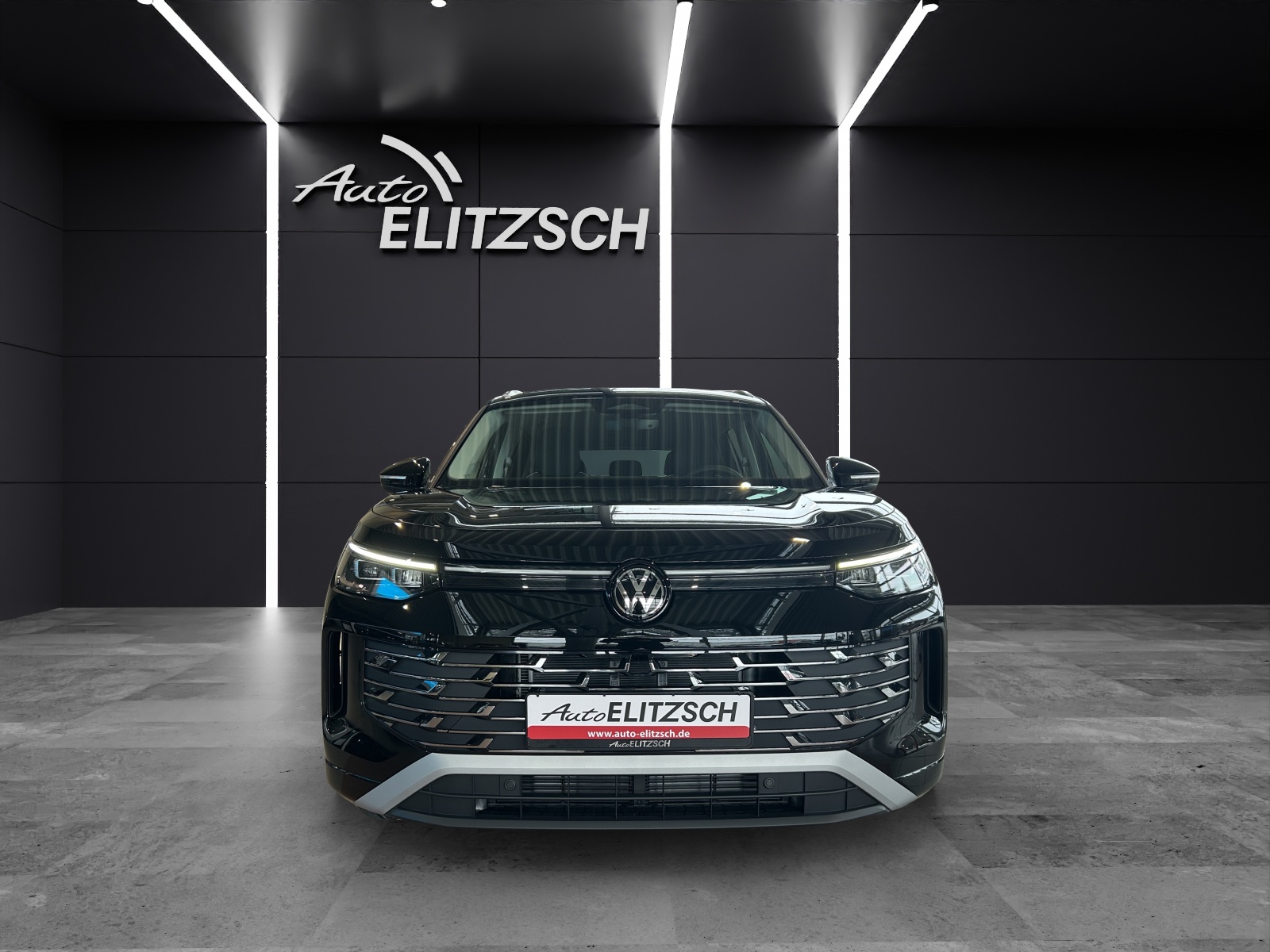 Fahrzeugabbildung Volkswagen Tayron TDI Elegance LED+ AHZV RearView