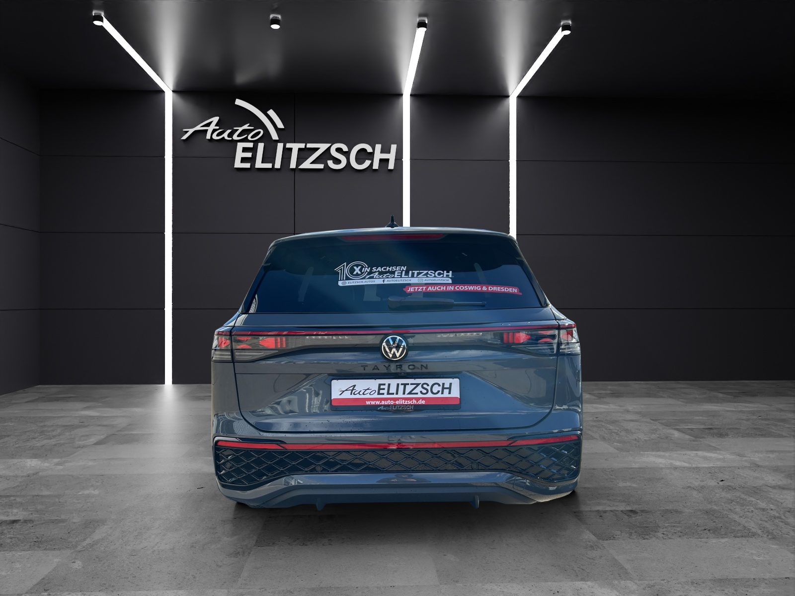Fahrzeugabbildung Volkswagen Tayron R-Line PHEV IQ-Light PANO AHK