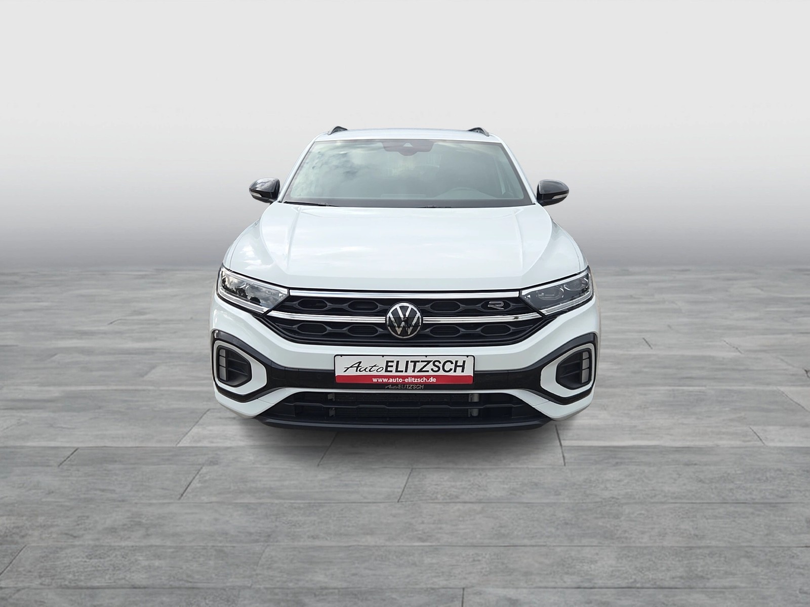 Fahrzeugabbildung Volkswagen T-Roc TSI R-Line DSG LED Navi AID ACC RFK SH 18