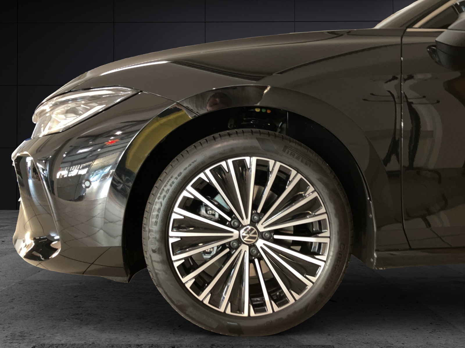 Fahrzeugabbildung Volkswagen Passat Variant Elegance