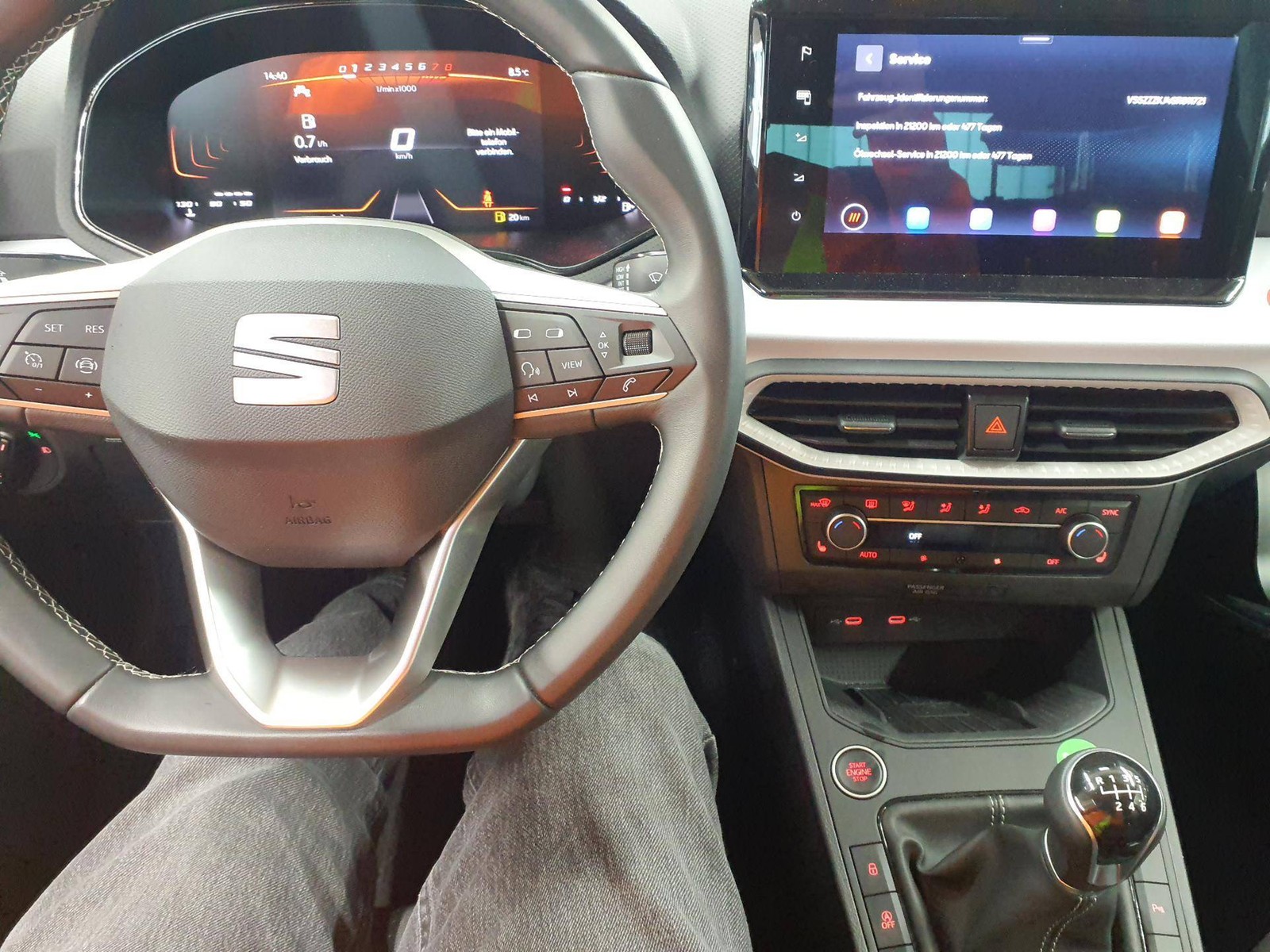 Fahrzeugabbildung SEAT Ibiza TSI Style LED Navi ACC VC RFK SH LM